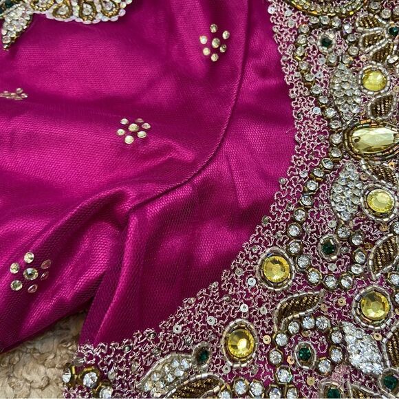 One of a Kind Hot Pink Embroidered and Jeweled Sari Top Size Large - Picture 2 of 16